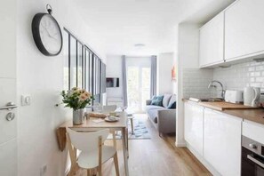 Interior - Cozy apartment - 1BR/4P Montmartre / Sacré Cœur (Paris)