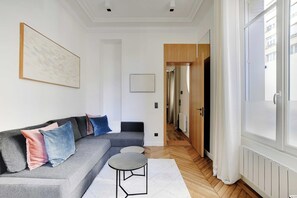 Smart TV, offices