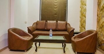 Classic Double Room | Living area | TV