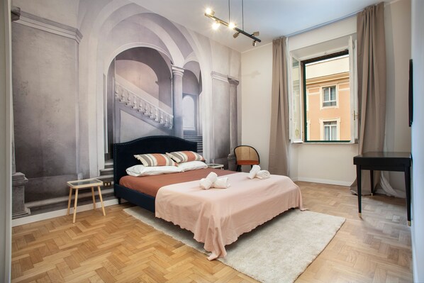 1 bedroom, in-room safe, desk, iron/ironing board