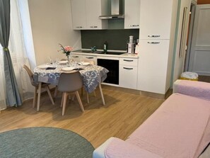 Dining - Domus Elite (2 to 4 guests) (Roma)