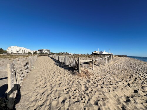 T3 DRC apartment close to the beach within walking distance