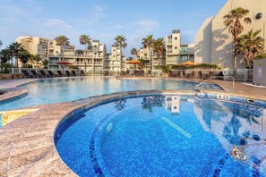 Piscina externa