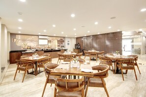 Restaurant - Hotel 91 Millennium Huda (Gurugram)
