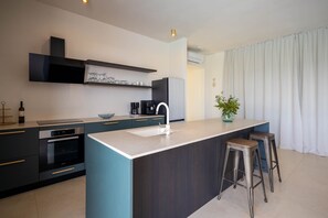 Frigorifero, forno, lavastoviglie, macchina per tè/caffè