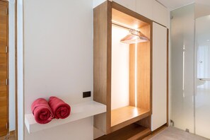 Exclusive Apartment, 3 Bedrooms, Patio, Sea View | Wardrobe