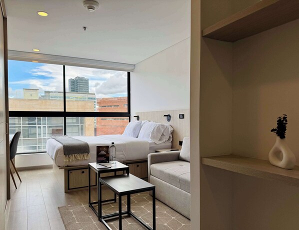 1 室のベッドルーム、デスク、アイロン / アイロン台、WiFi