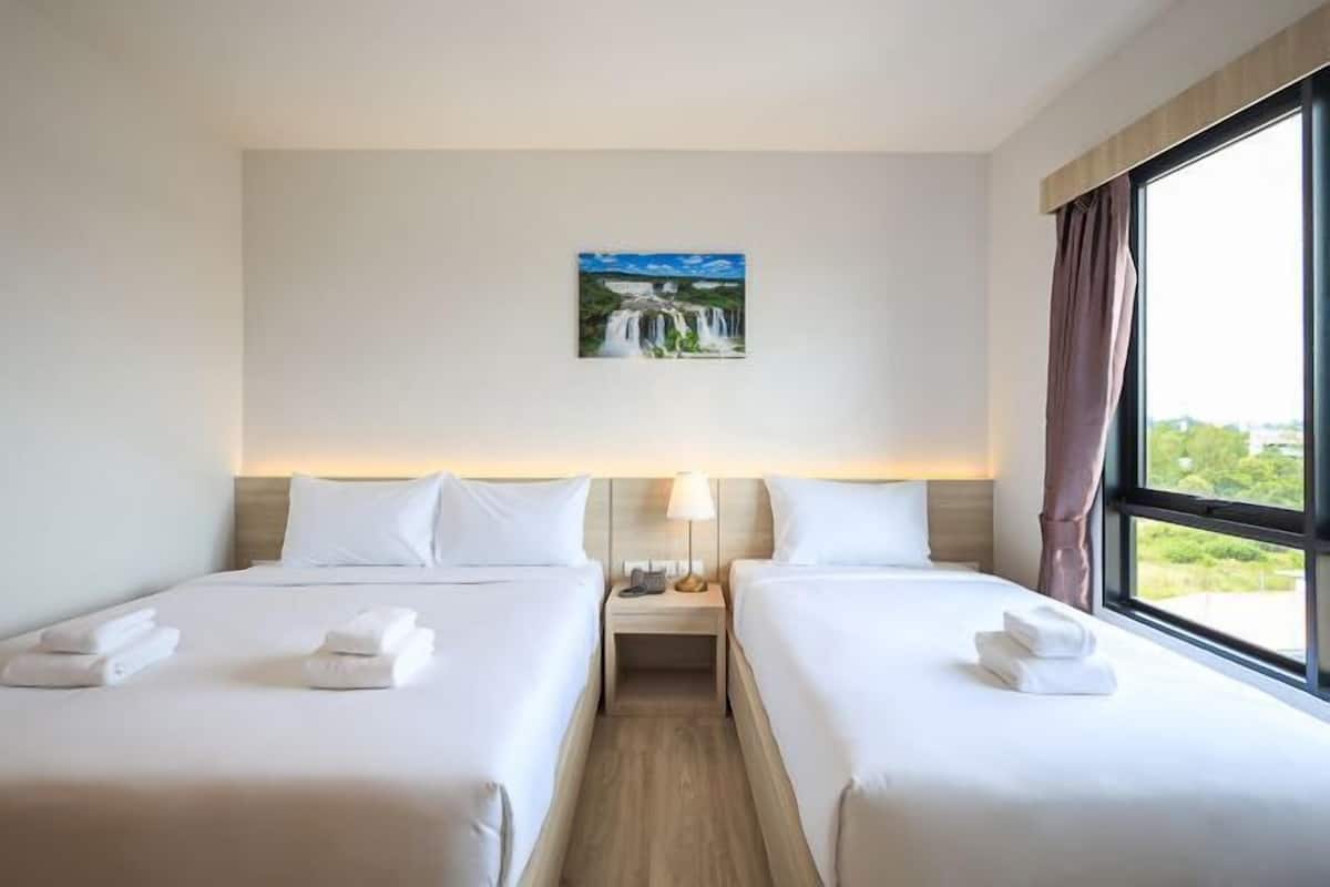 Blackout curtains, free WiFi, bed sheets