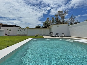 Pool - Villa Victoria - Ole Solutions (Puerto de Santa María)
