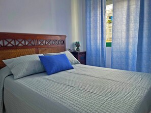 2 quartos, ferros/tábuas de passar roupa, Wi-Fi de cortesia