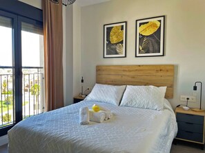 1 dormitorio, tabla de planchar con plancha, wifi gratis y ropa de cama