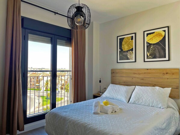 1 bedroom, iron/ironing board, free WiFi, bed sheets - Apartamento Sheris - Ole Solutions (Jerez de la Frontera)