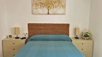 3 chambres, fer et planche Ă repasser, Wi-Fi gratuit, draps fournis