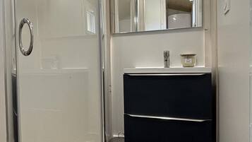 Savon, papier toilette