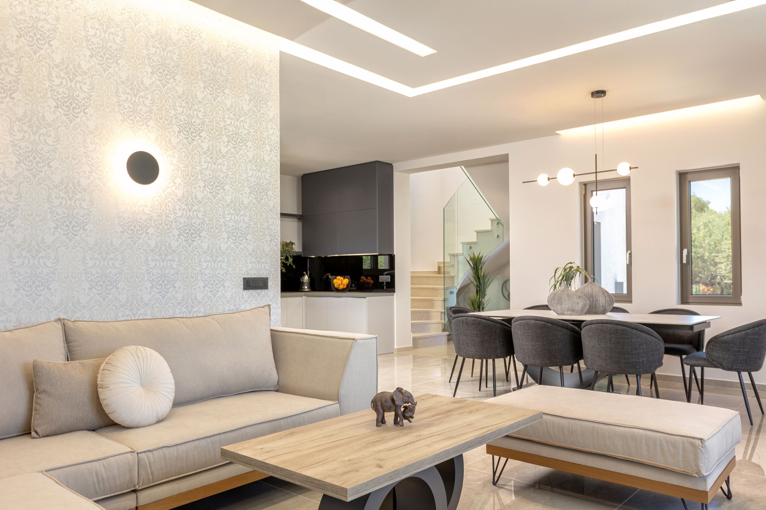 Comfort Villa, Balcony | Living area