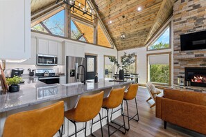 Fridge, microwave, oven, stovetop - Summer of 69-Honeymoon Cabin/Hot Tub/Location (Broken Bow)