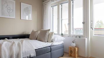 1 bedroom, WiFi, bed sheets