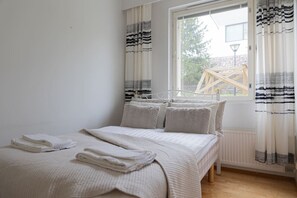 2 bedrooms, free WiFi, bed sheets