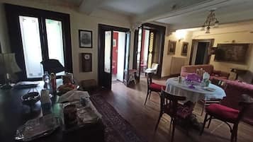 用餐