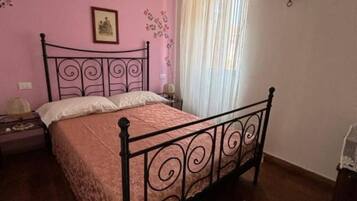 1 Schlafzimmer, WLAN, BettwÀsche