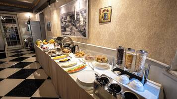 Frokostbuffé er inkludert hver dag