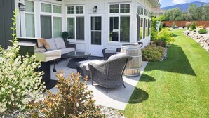 House | 4 bedrooms - Viognier Cottage - Walk to Pools and Beach 9 (Osoyoos)