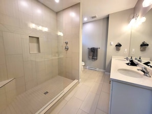House | 4 bedrooms - Tinhorn Meadow Cottage-walk to the Pool 20 (Osoyoos)