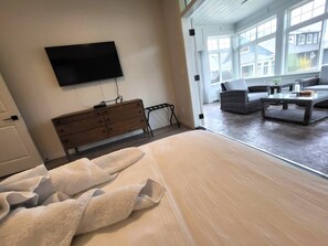 House | 4 bedrooms - White Sand Meadow Cottage by the Beach 53 (Osoyoos)