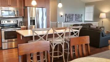 4 bedrooms