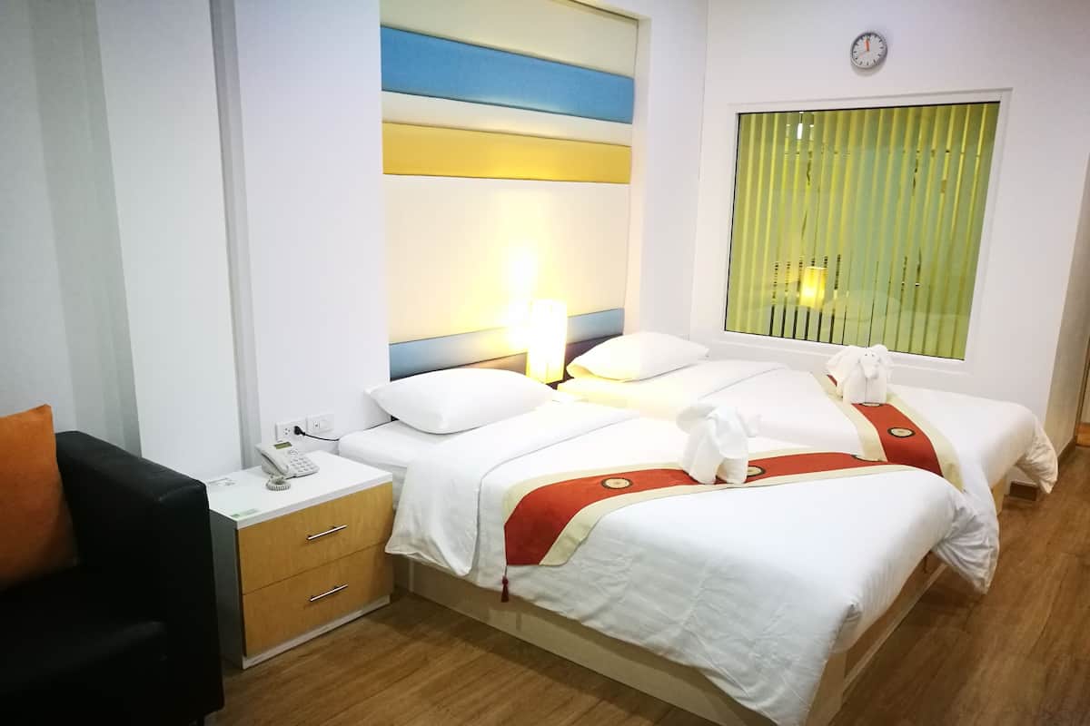Twin Room | 1 bedroom, in-room safe, desk, free WiFi