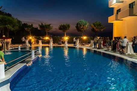 Pool. El Nacional Hotel