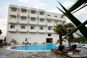 Exterior - El Nacional Hotel (Dropull i Poshtëm)