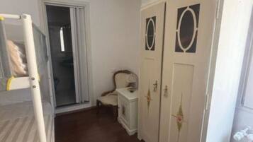 1 Schlafzimmer, WLAN, BettwÀsche