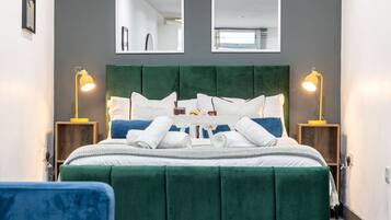 1 sovrum, skrivbord, strykjÀrn/strykbrÀda och wi-fi