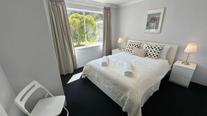 3 bedrooms, free WiFi, bed sheets - Riverview - South Yunderup (South Yunderup)