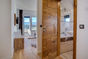 Shower, hair dryer, towels - Villa Dona ZadarVillas (Nin)