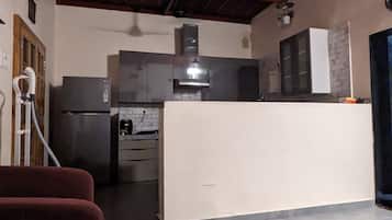 House, Garden View | Private kitchen