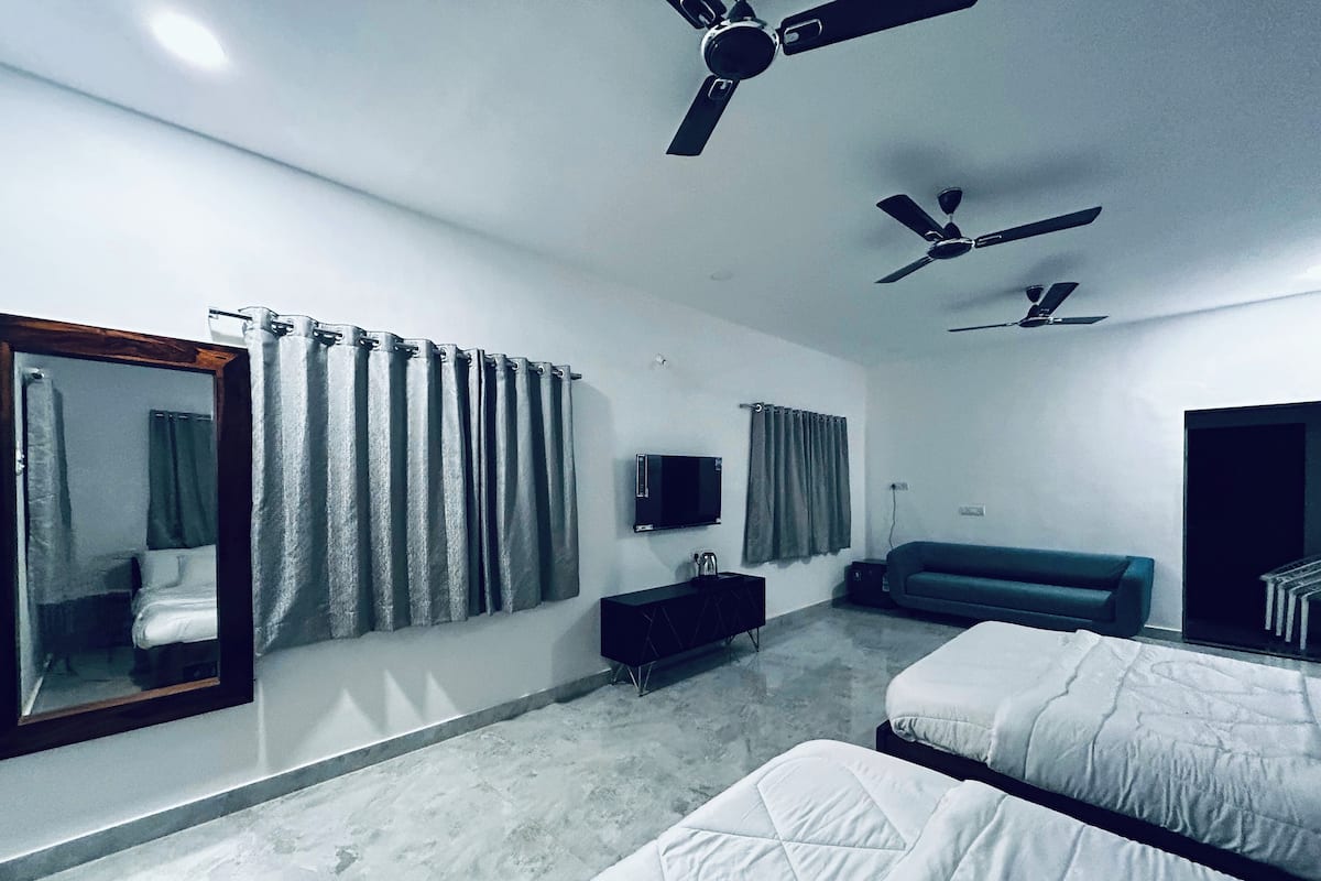 Double Room | 2 bedrooms, premium bedding, down duvets, individually decorated