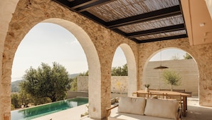 Secluded Two-Bedroom Villa with Private Pool and Sea View | 테라스/파티오