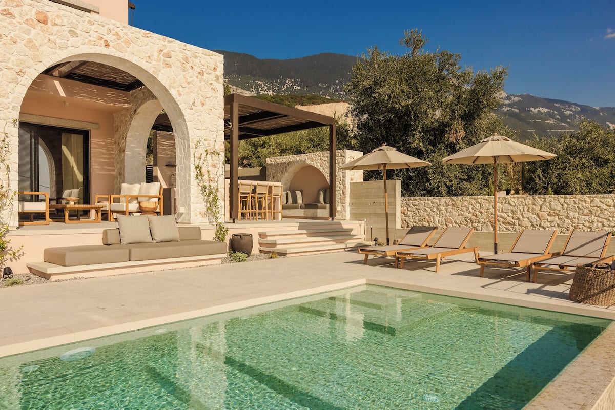 Private pool