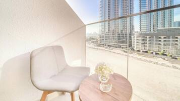 Estúdio standard, vista para a cidade | Sacada