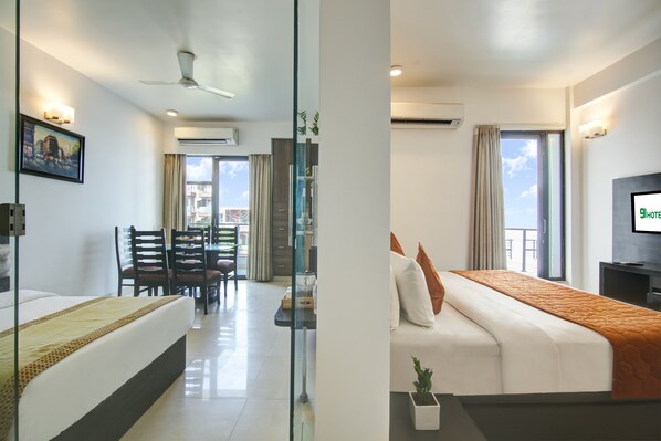 Luxury Suite | Desk, iron/ironing board, free WiFi - Hotel 91 Medanta (Gurugram)