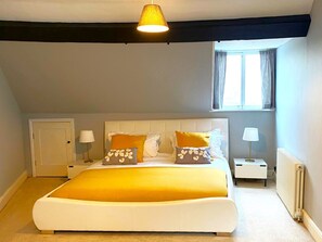 3 chambres, bureau, fer et planche Ă repasser, Wi-Fi