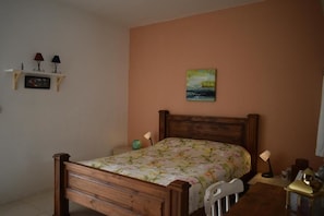 2 Schlafzimmer, Bügeleisen/Bügelbrett, WLAN, Bettwäsche