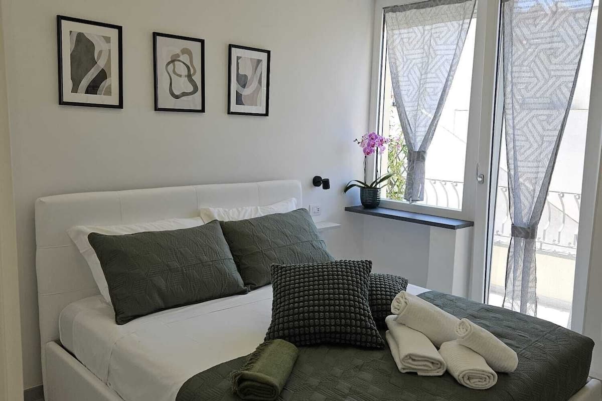 Standard Room, Mountain View (Virginia) | In-room safe, soundproofing, iron/ironing board, free WiFi