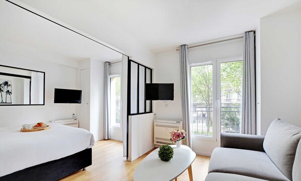 Apartment | 1 bedroom, iron/ironing board, bed sheets - Cosy Apartment - 1br/4p - Montmartre/sacre-coeur (Paris)