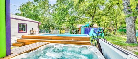 Bain à remous extérieur