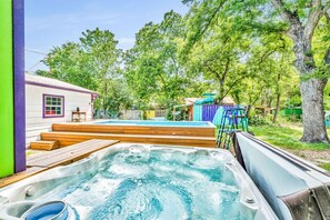 Bain à remous extérieur