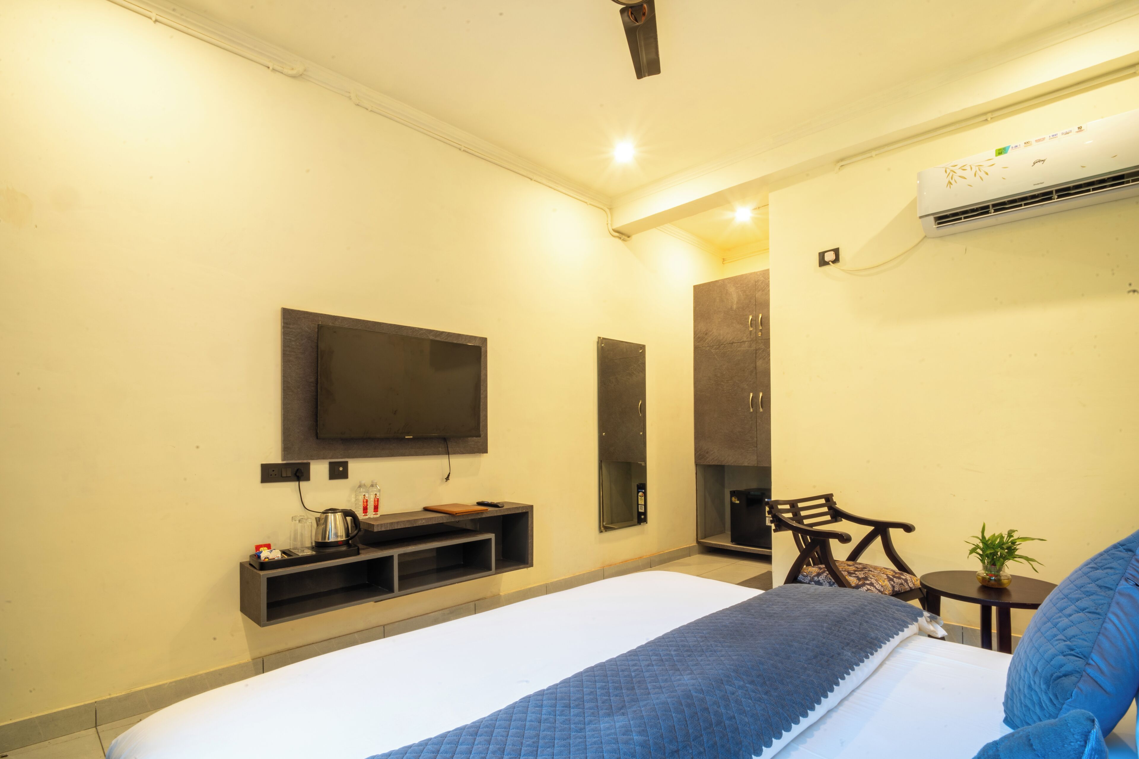 Chambre Double | Fer et planche à repasser, Wi-Fi gratuit