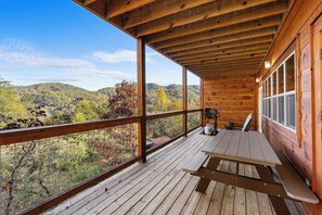 Outdoor dining - Mountain Views in quiet area, Private Heated Pool, Hot Tub & Game Room! (Sevierville)